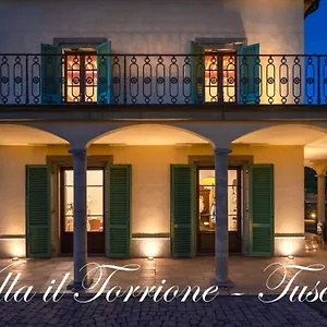 il-torrione-elegance-luxury-villa-near-lucca.it-tuscanyhotel.com/